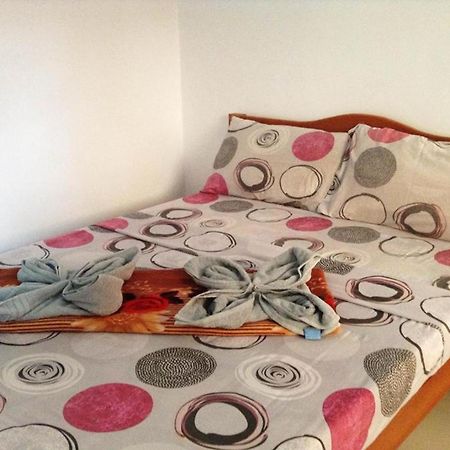 Citadel Bed And Breakfast Puerto Princesa Екстериор снимка
