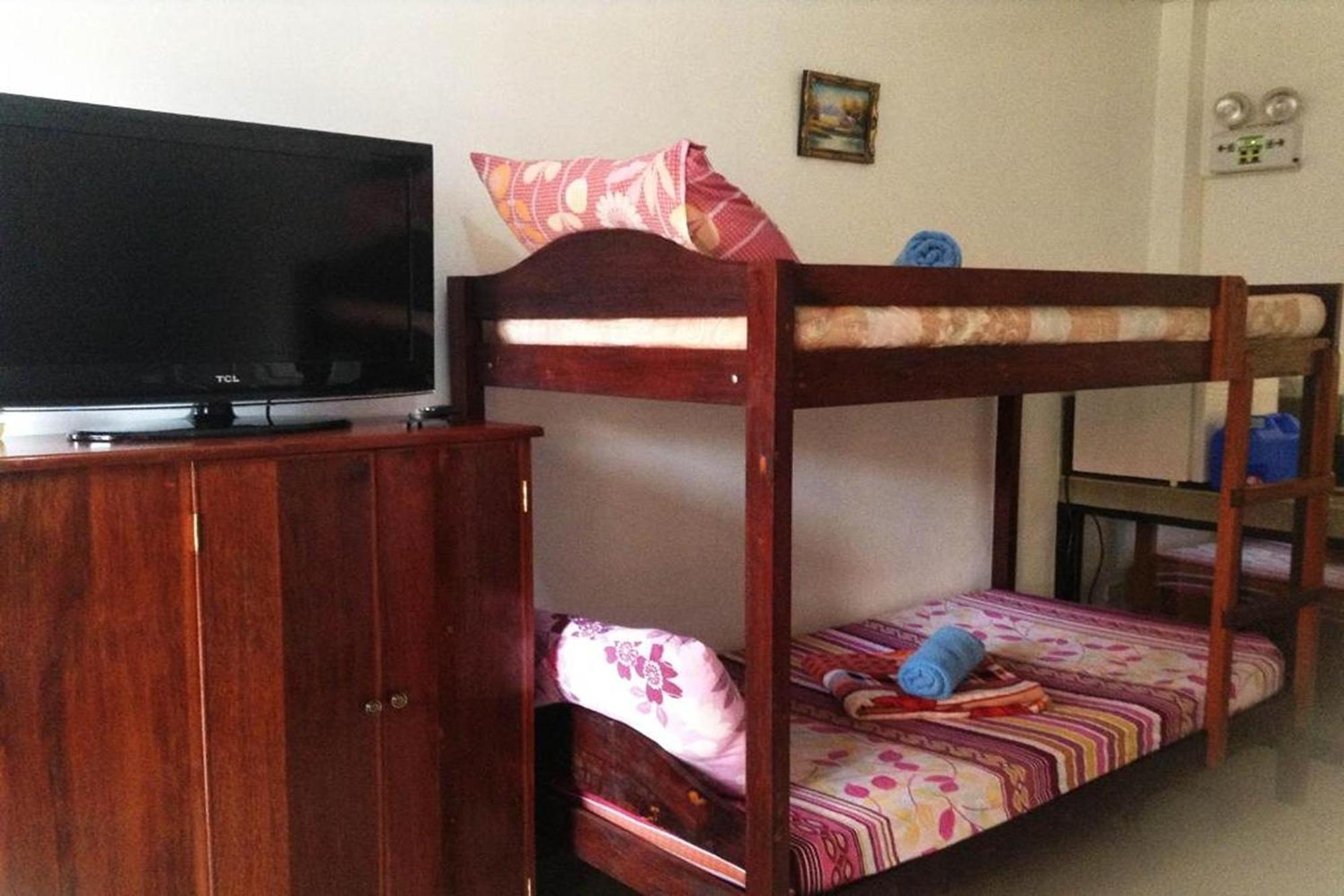 Citadel Bed And Breakfast Puerto Princesa Екстериор снимка