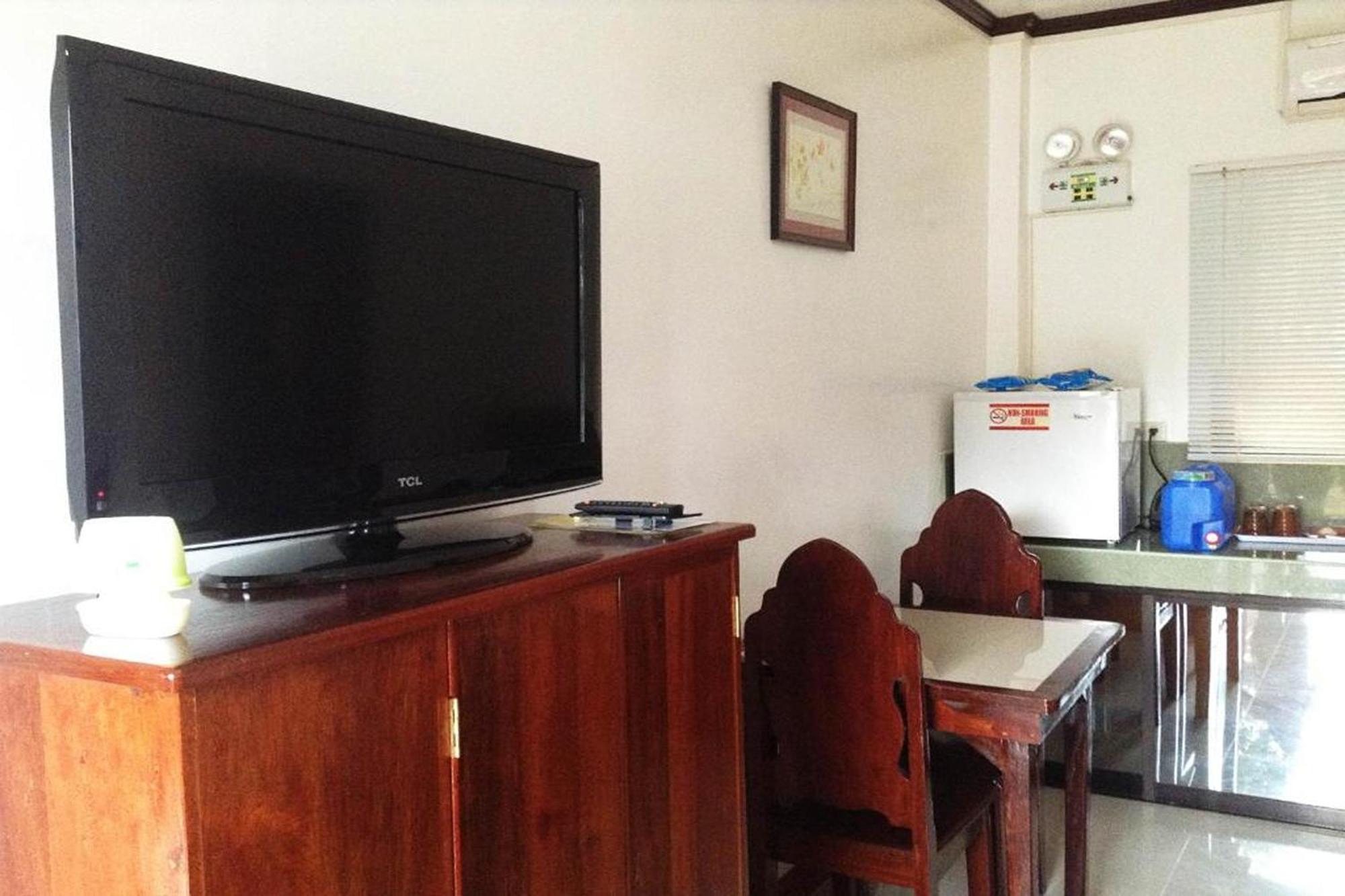Citadel Bed And Breakfast Puerto Princesa Екстериор снимка