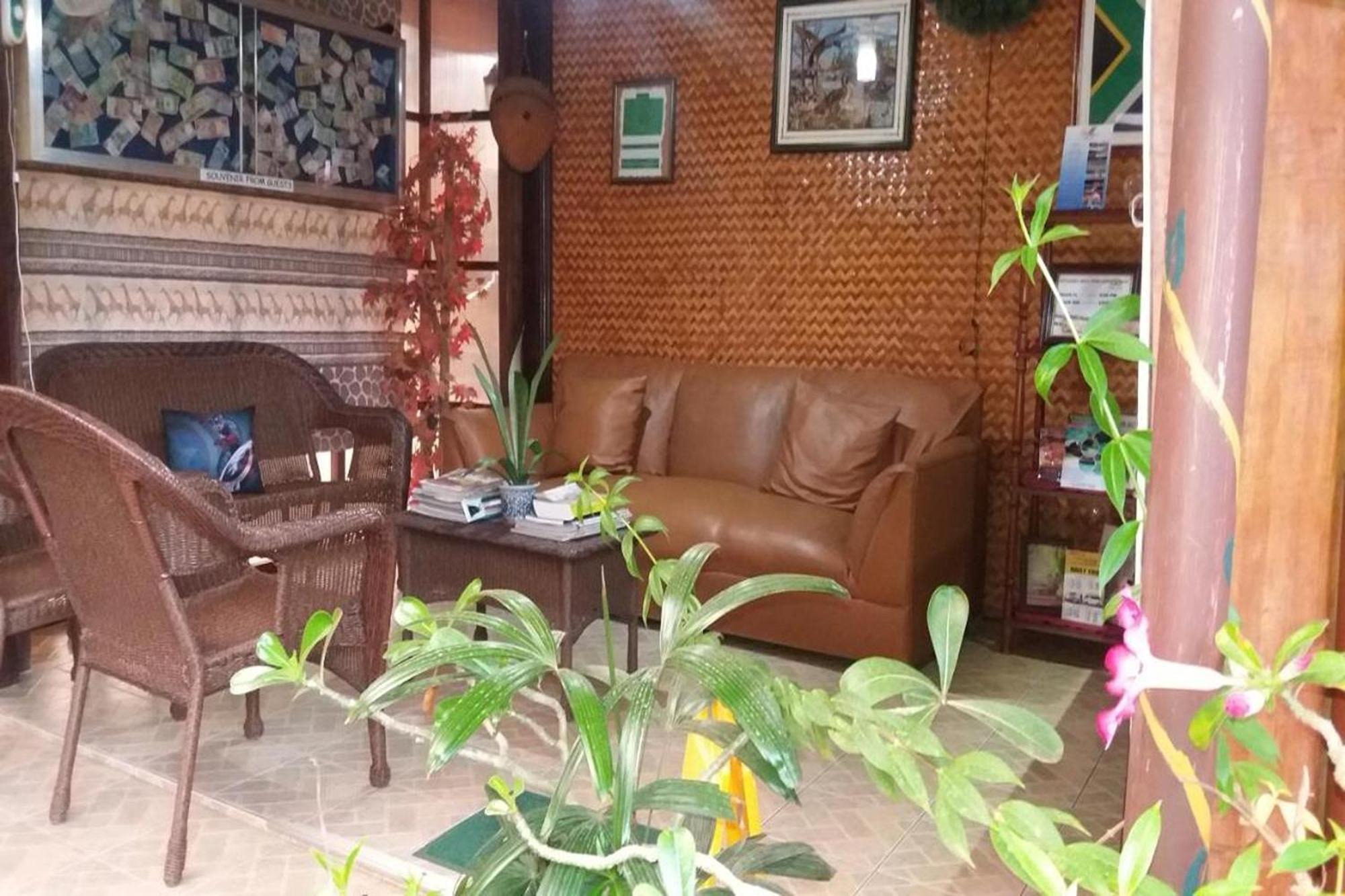 Citadel Bed And Breakfast Puerto Princesa Екстериор снимка