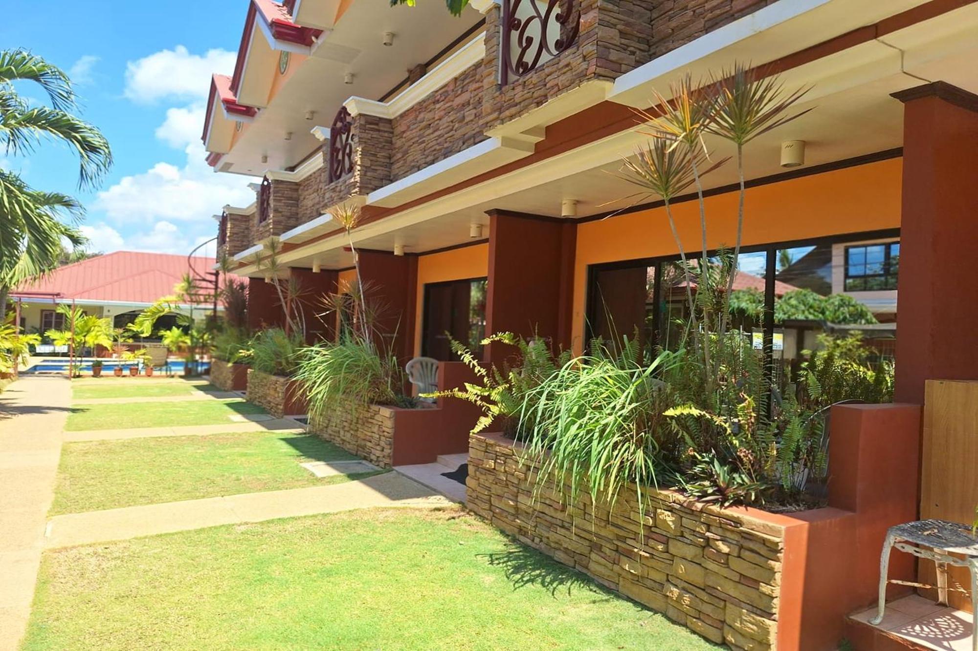Citadel Bed And Breakfast Puerto Princesa Екстериор снимка